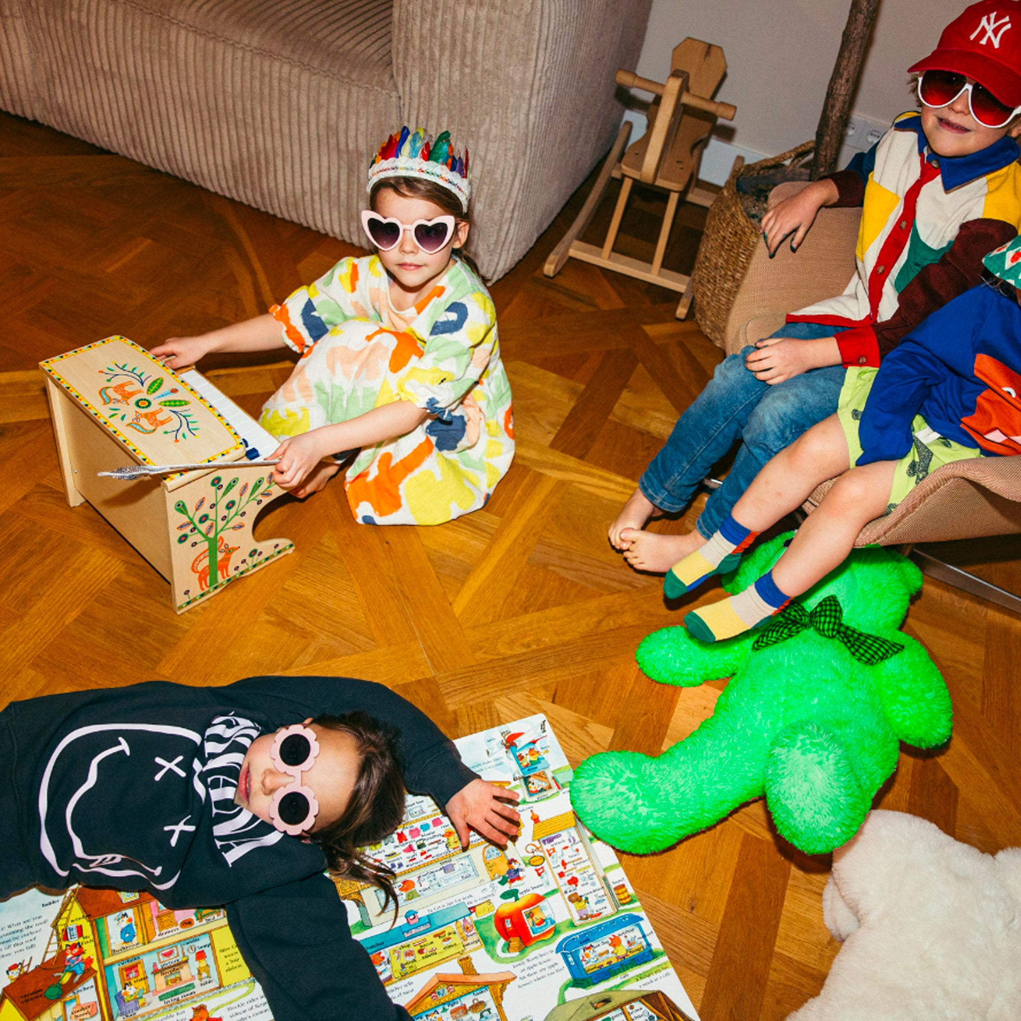 Spelende kinderen - Life. Productions, een uitgeverij voor kinderboeken met verhalen die impact maken.